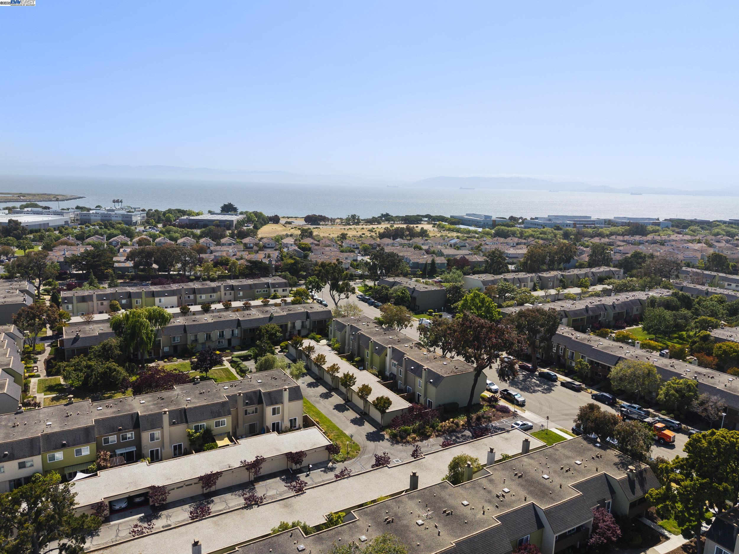 Detail Gallery Image 31 of 39 For 3112 La Campania, Alameda,  CA 94502 - 3 Beds | 2/1 Baths