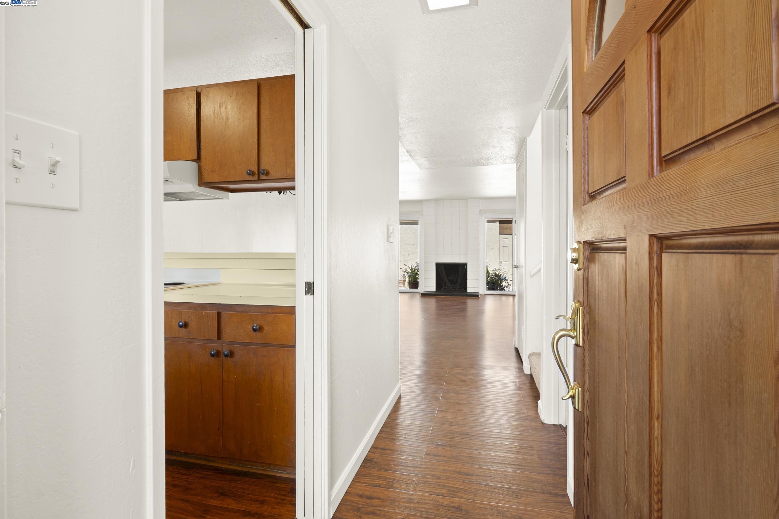 Photo #5: 41102598 Listing 