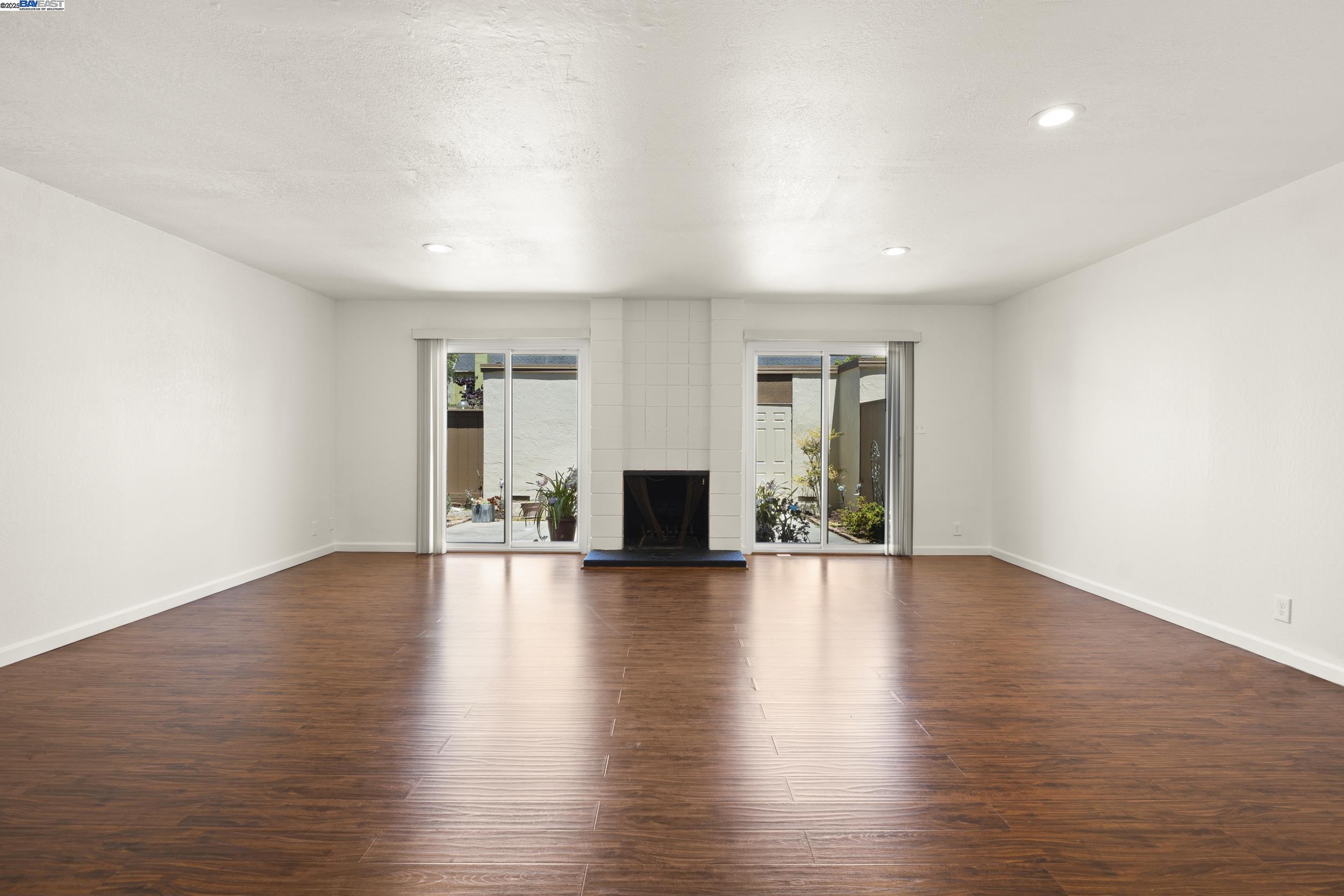 Photo #7: 41102598 Listing: Photo #7