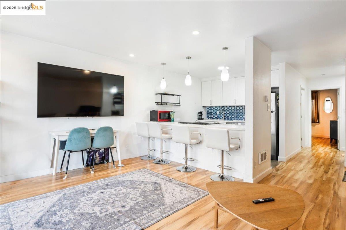 MLS: 41102599 Condo For Sale