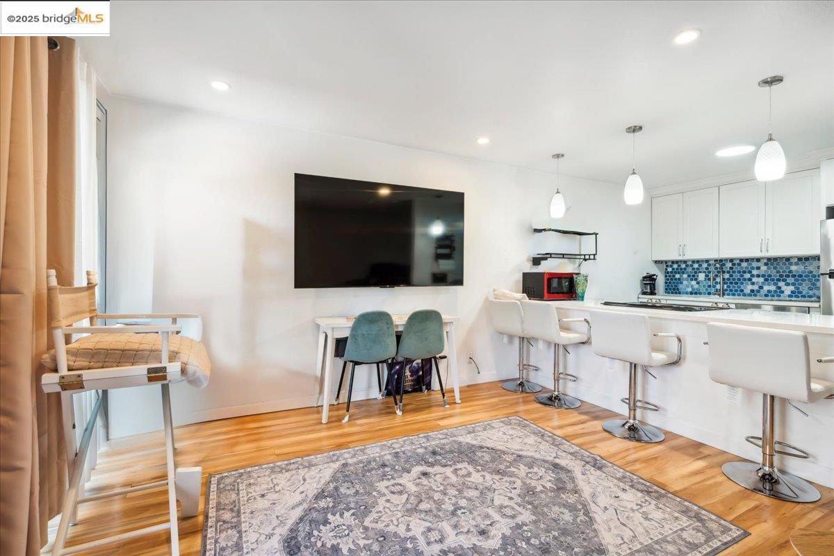 Photo #3: 41102599 Listing 