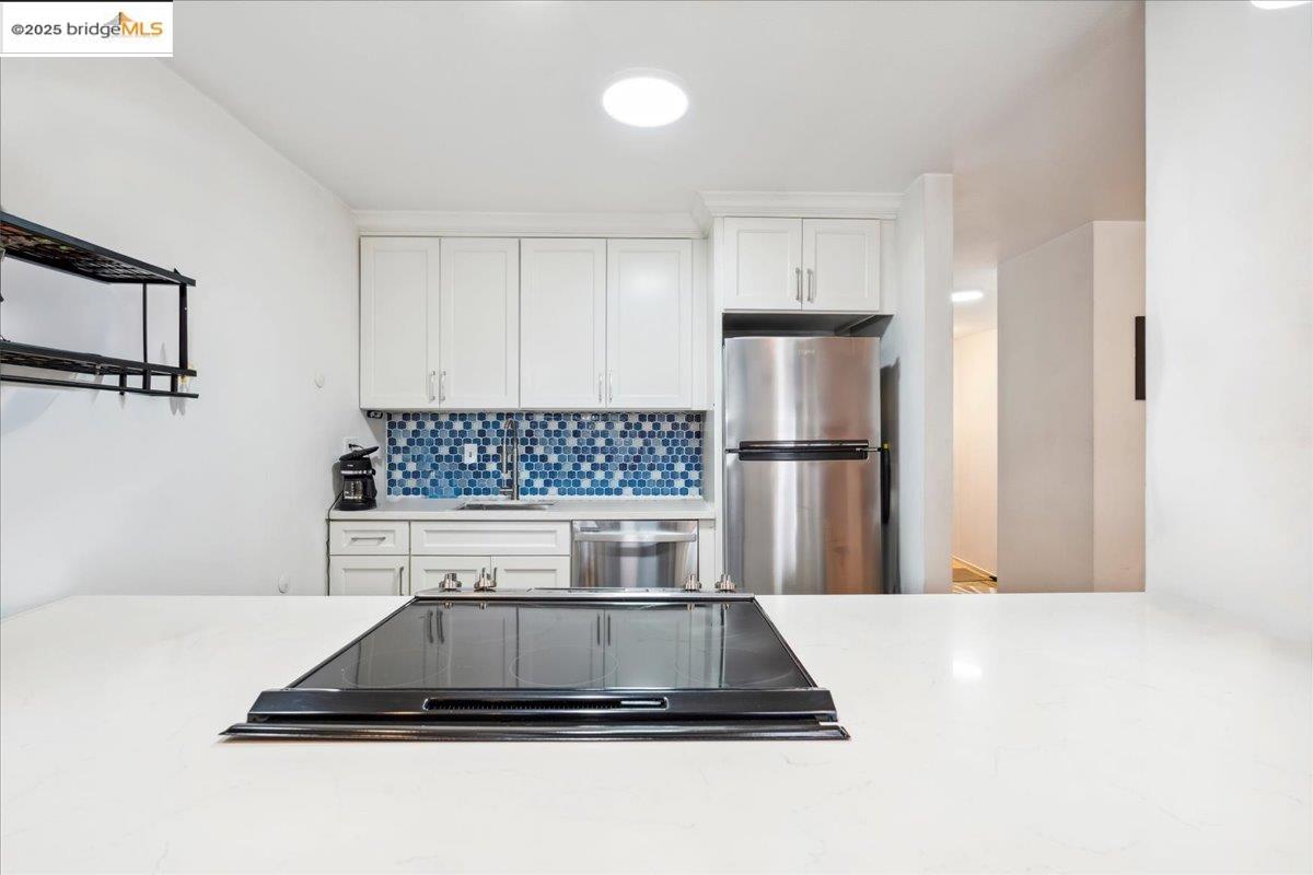 Detail Gallery Image 10 of 28 For 5 Embarcadero #130,  Oakland,  CA 94607 - 1 Beds | 1 Baths