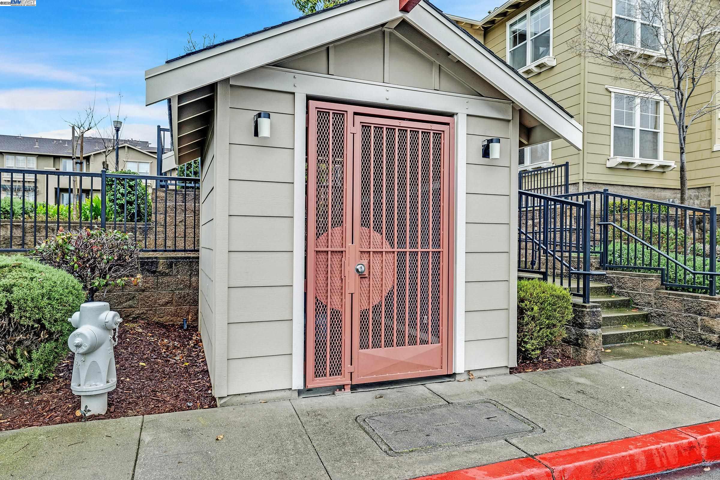 Detail Gallery Image 30 of 32 For 1594 Tucker St #56,  Oakland,  CA 94603 - 2 Beds | 2 Baths
