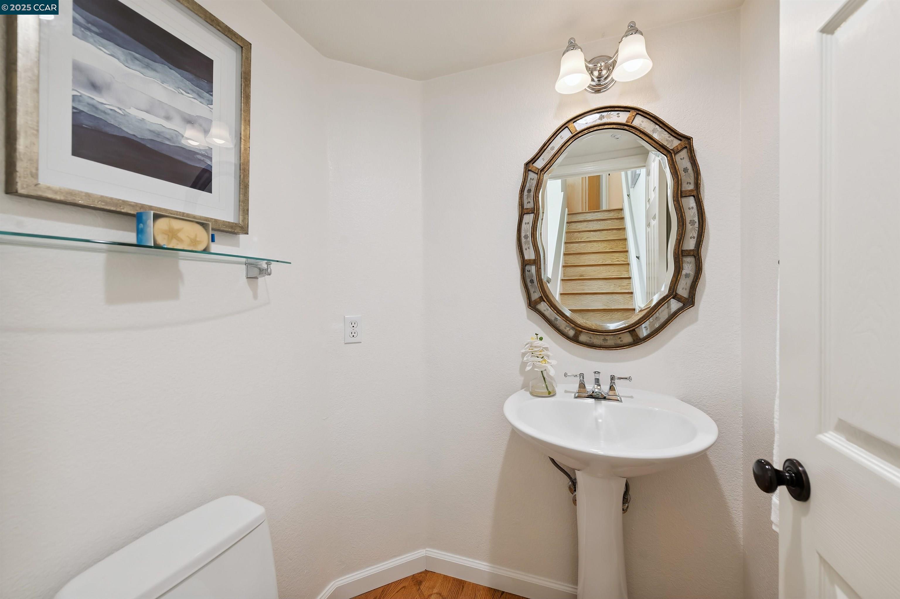 Detail Gallery Image 14 of 25 For 10647 Mcbride Ln, Dublin,  CA 94568 - 3 Beds | 2/1 Baths