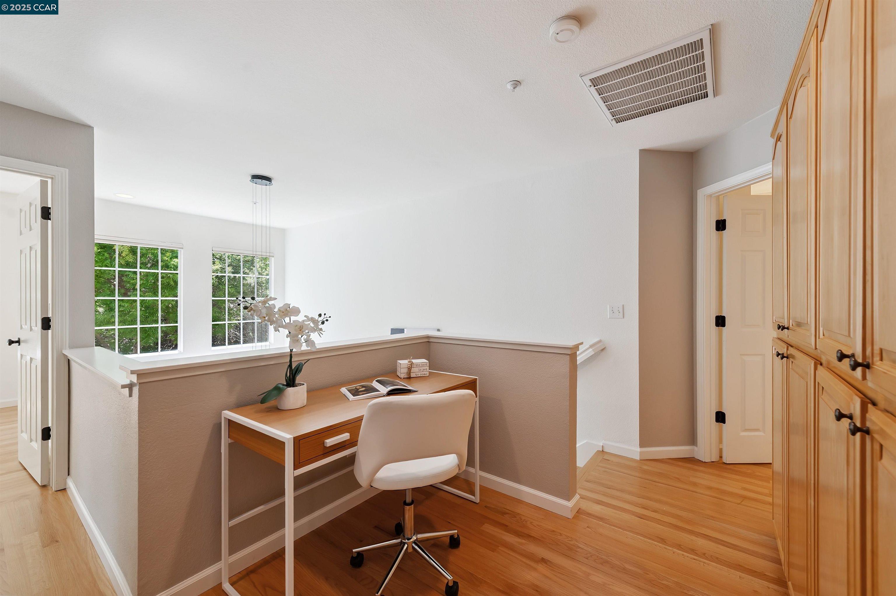 Detail Gallery Image 15 of 25 For 10647 Mcbride Ln, Dublin,  CA 94568 - 3 Beds | 2/1 Baths
