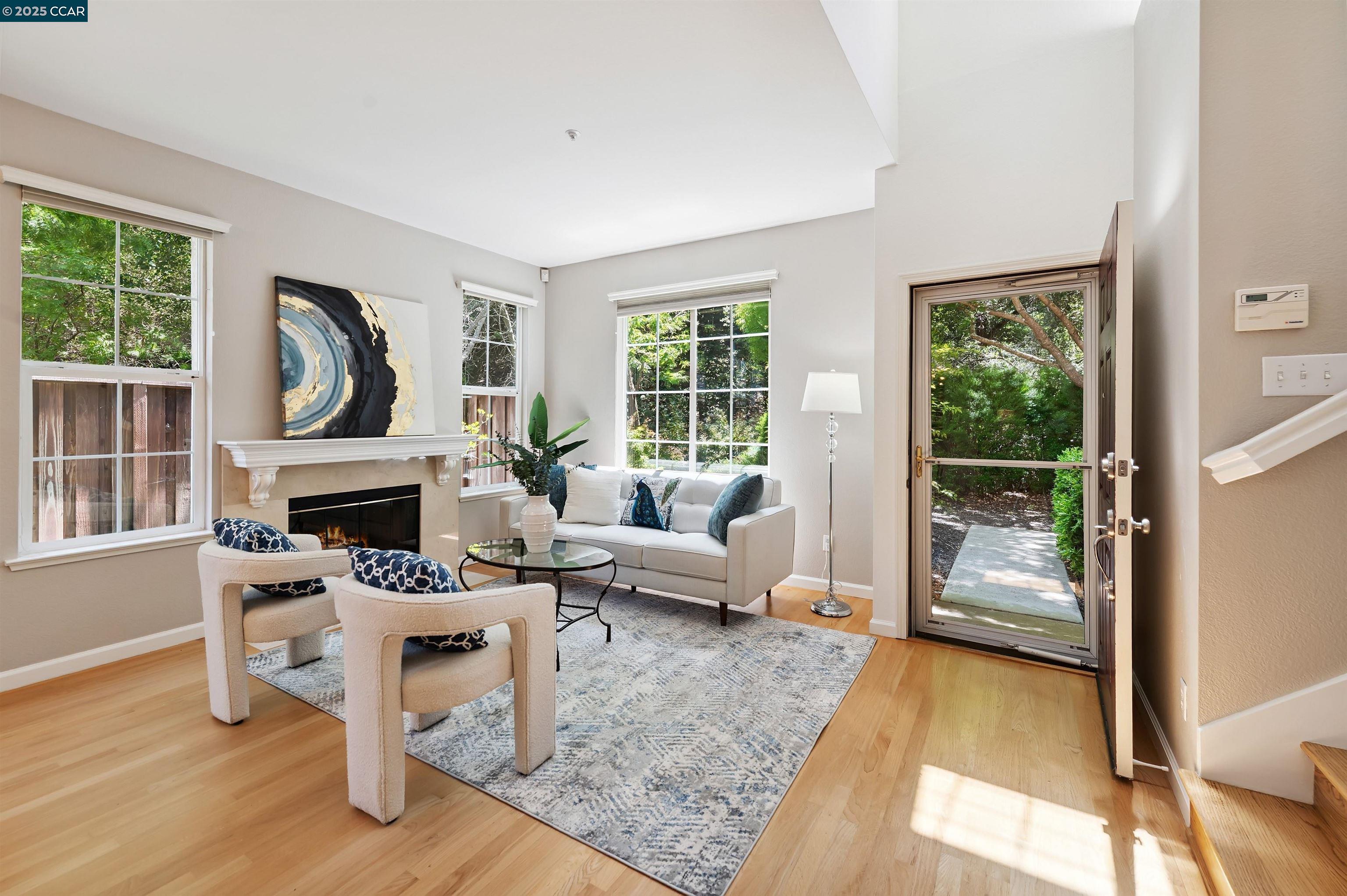Photo #3: 41102608 Listing 