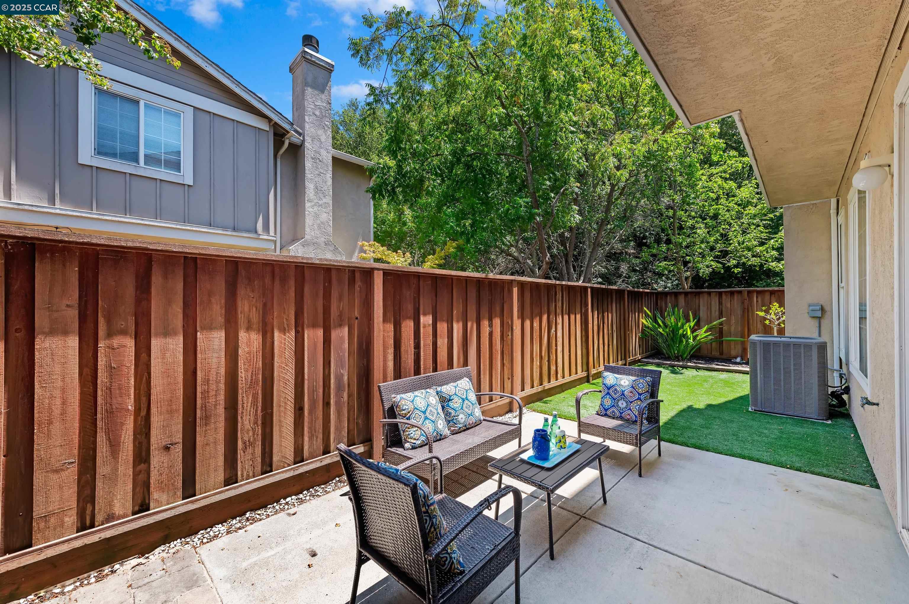 Detail Gallery Image 22 of 25 For 10647 Mcbride Ln, Dublin,  CA 94568 - 3 Beds | 2/1 Baths