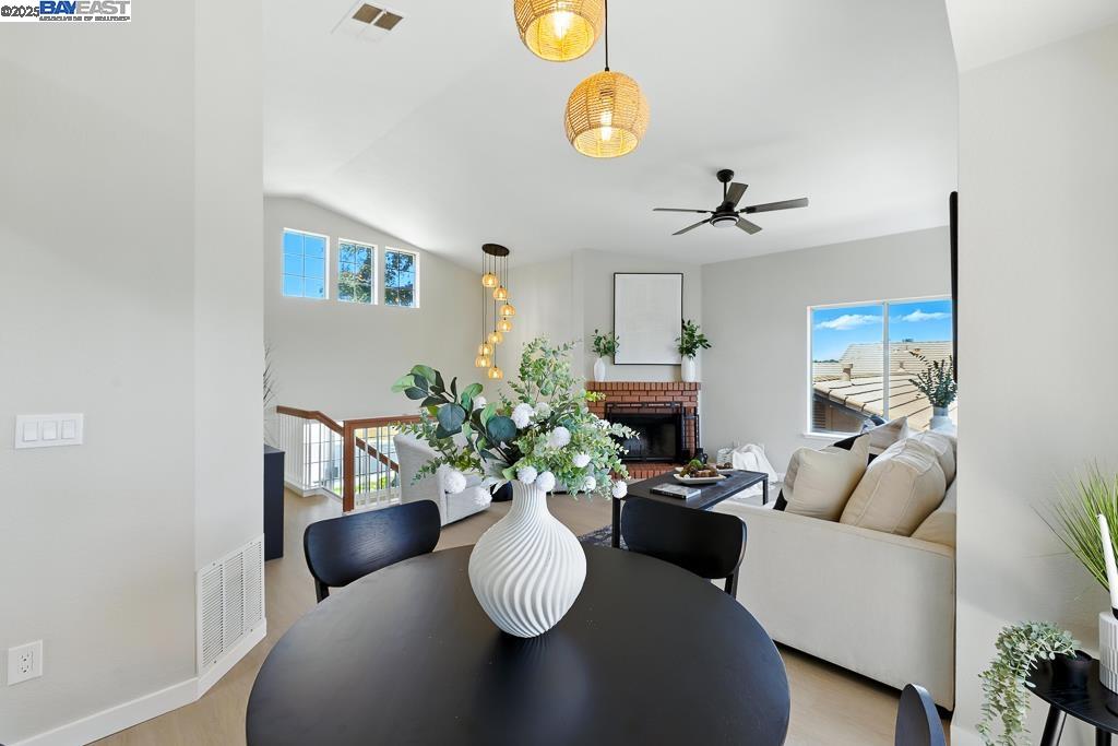 Detail Gallery Image 14 of 52 For 5113 Tumbleweed Ct, Antioch,  CA 94531 - 3 Beds | 2/1 Baths
