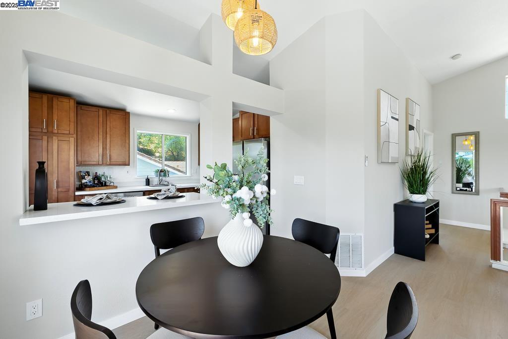 Detail Gallery Image 15 of 52 For 5113 Tumbleweed Ct, Antioch,  CA 94531 - 3 Beds | 2/1 Baths