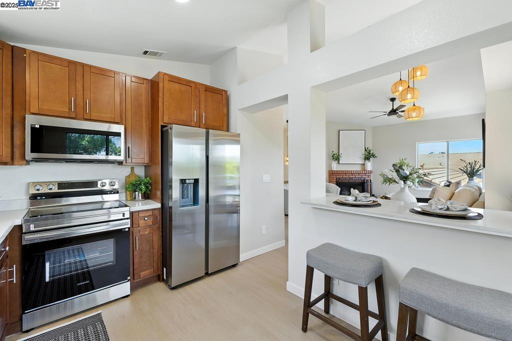 Detail Gallery Image 18 of 52 For 5113 Tumbleweed Ct, Antioch,  CA 94531 - 3 Beds | 2/1 Baths
