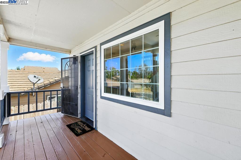 Detail Gallery Image 3 of 52 For 5113 Tumbleweed Ct, Antioch,  CA 94531 - 3 Beds | 2/1 Baths