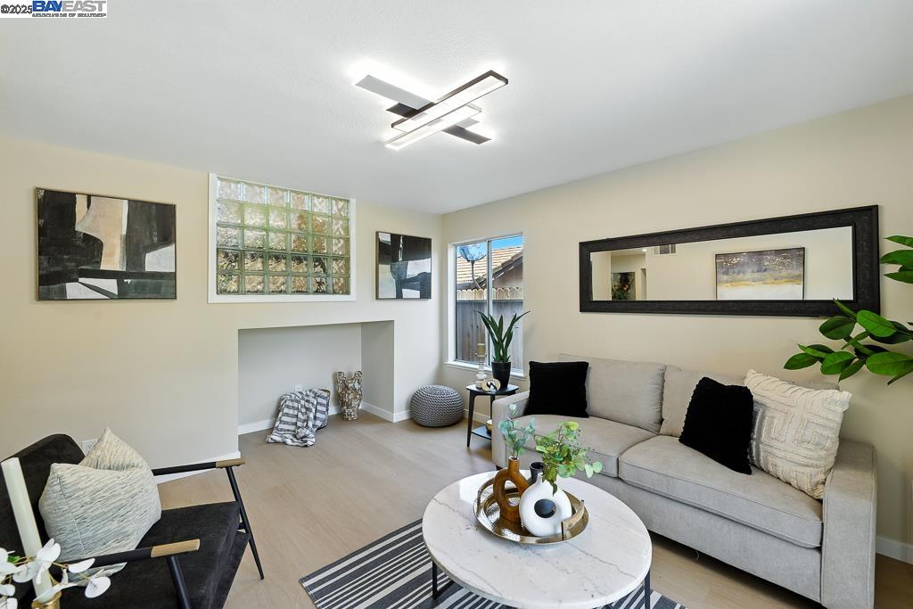Detail Gallery Image 33 of 52 For 5113 Tumbleweed Ct, Antioch,  CA 94531 - 3 Beds | 2/1 Baths