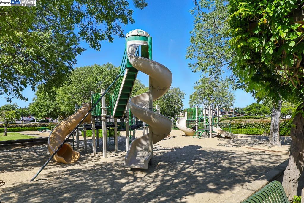 Detail Gallery Image 50 of 52 For 5113 Tumbleweed Ct, Antioch,  CA 94531 - 3 Beds | 2/1 Baths