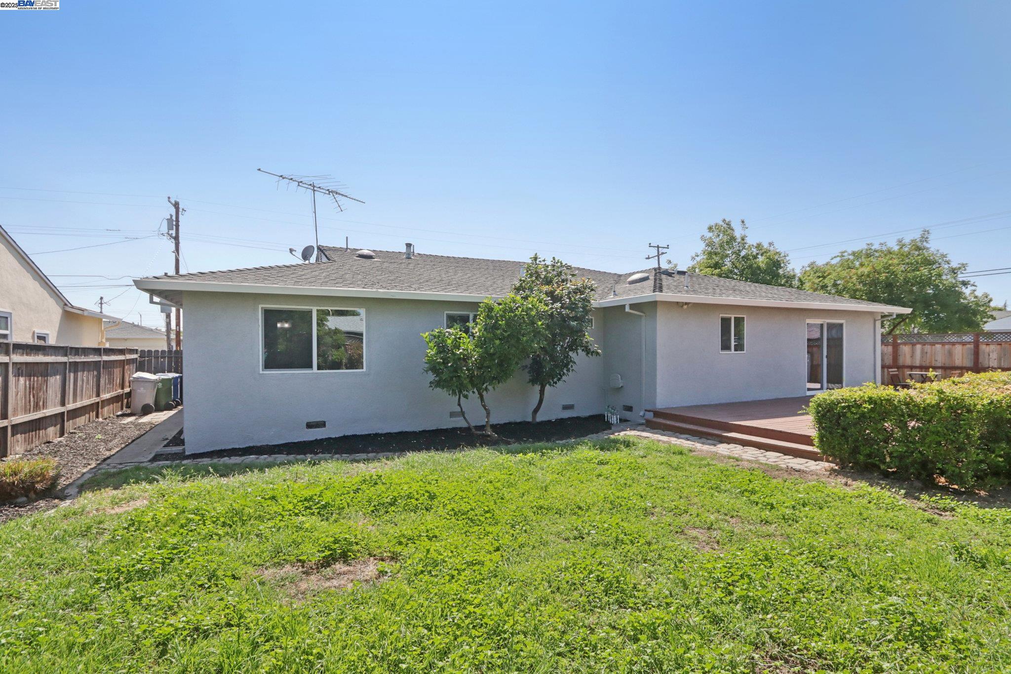 36302 Frobisher Dr, Fremont, California 94536, 3 Bedrooms Bedrooms, 6 Rooms Rooms,2 BathroomsBathrooms,Residential,For Sale,36302 Frobisher Dr,41102613