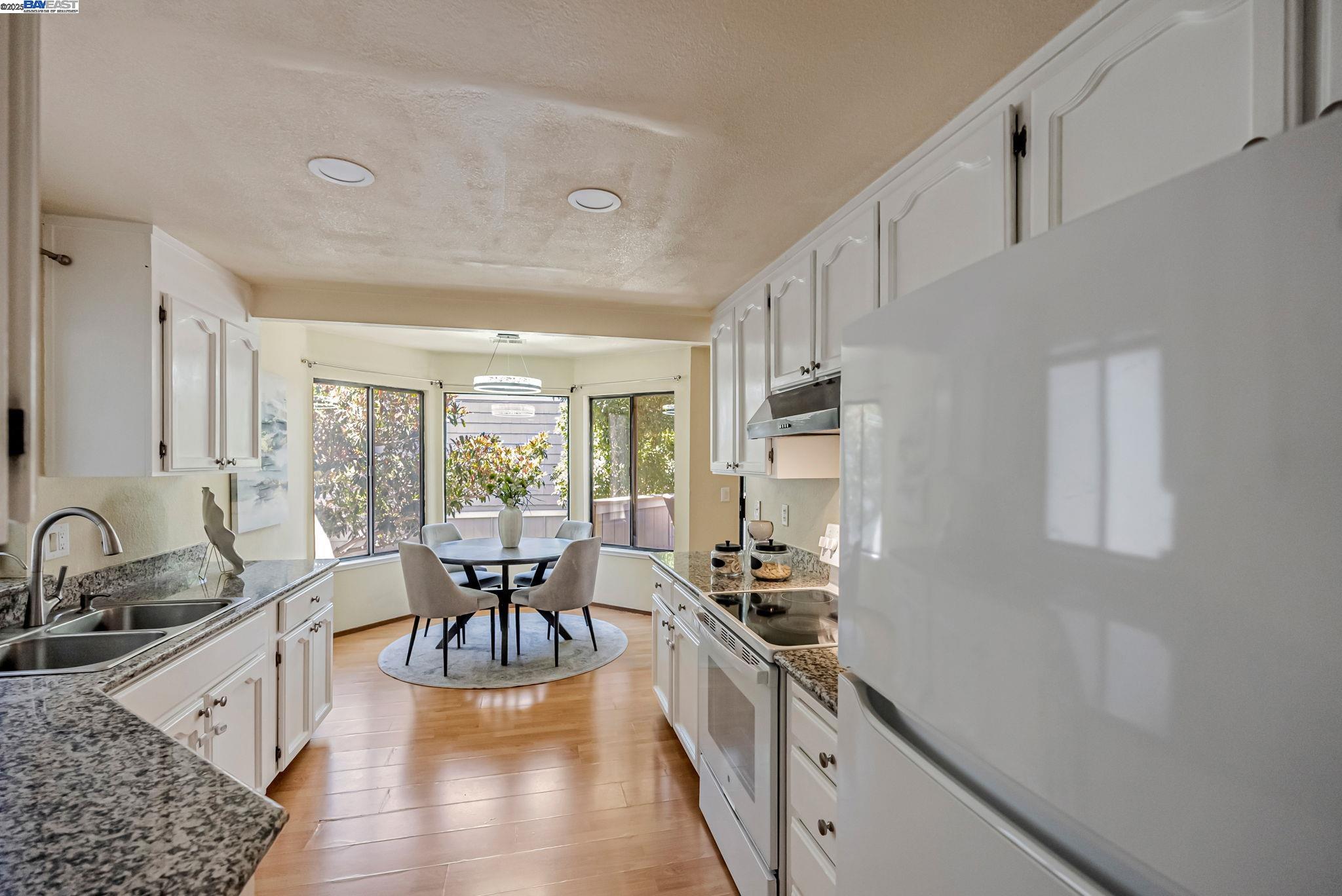 Photo #14: 41102614 Listing: Photo #14