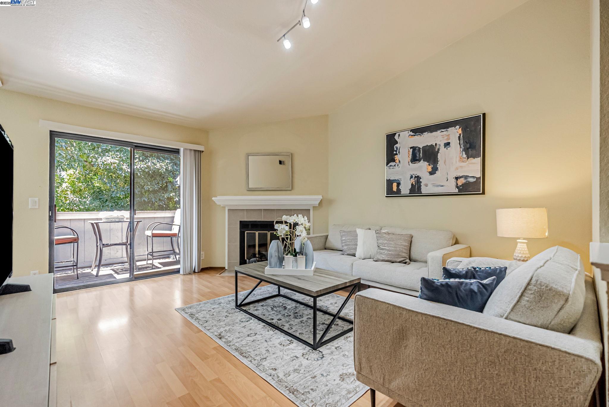 Photo #7: 41102614 Listing: Photo #7