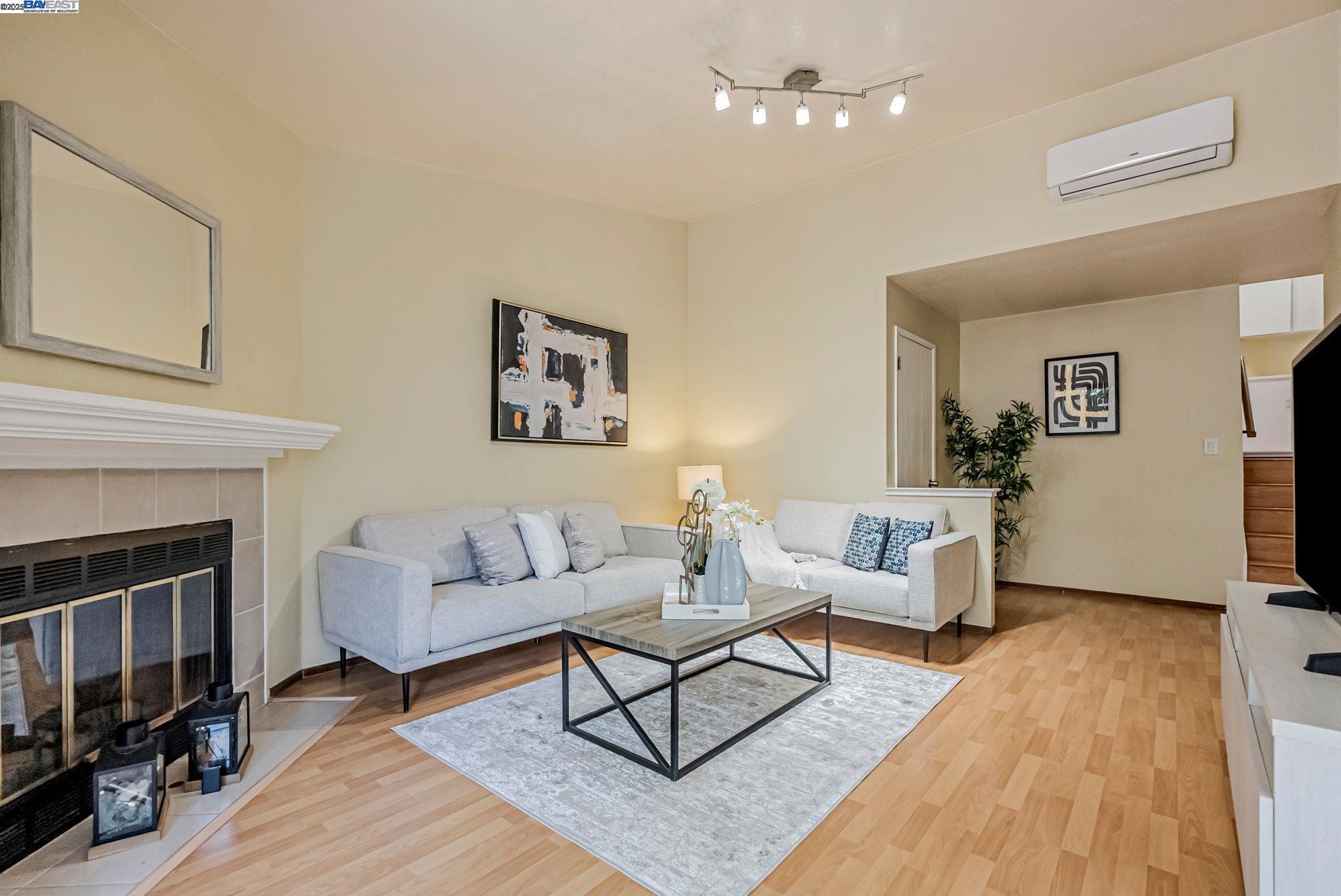 Photo #8: 41102614 Listing: Photo #8