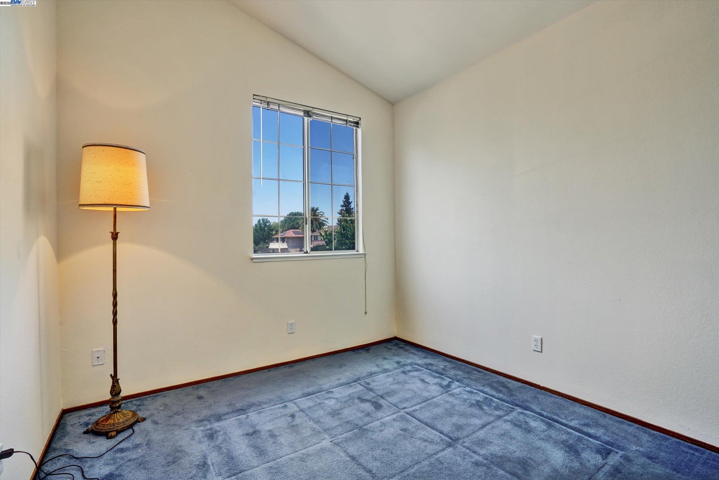 Detail Gallery Image 19 of 24 For 1400 Tennis Ln, Tracy,  CA 95376 - 3 Beds | 2/1 Baths