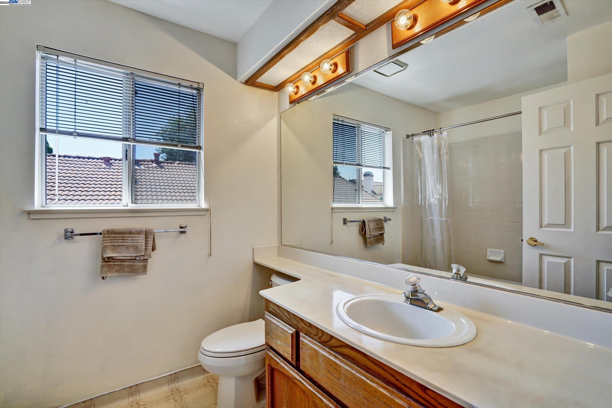 Detail Gallery Image 21 of 24 For 1400 Tennis Ln, Tracy,  CA 95376 - 3 Beds | 2/1 Baths