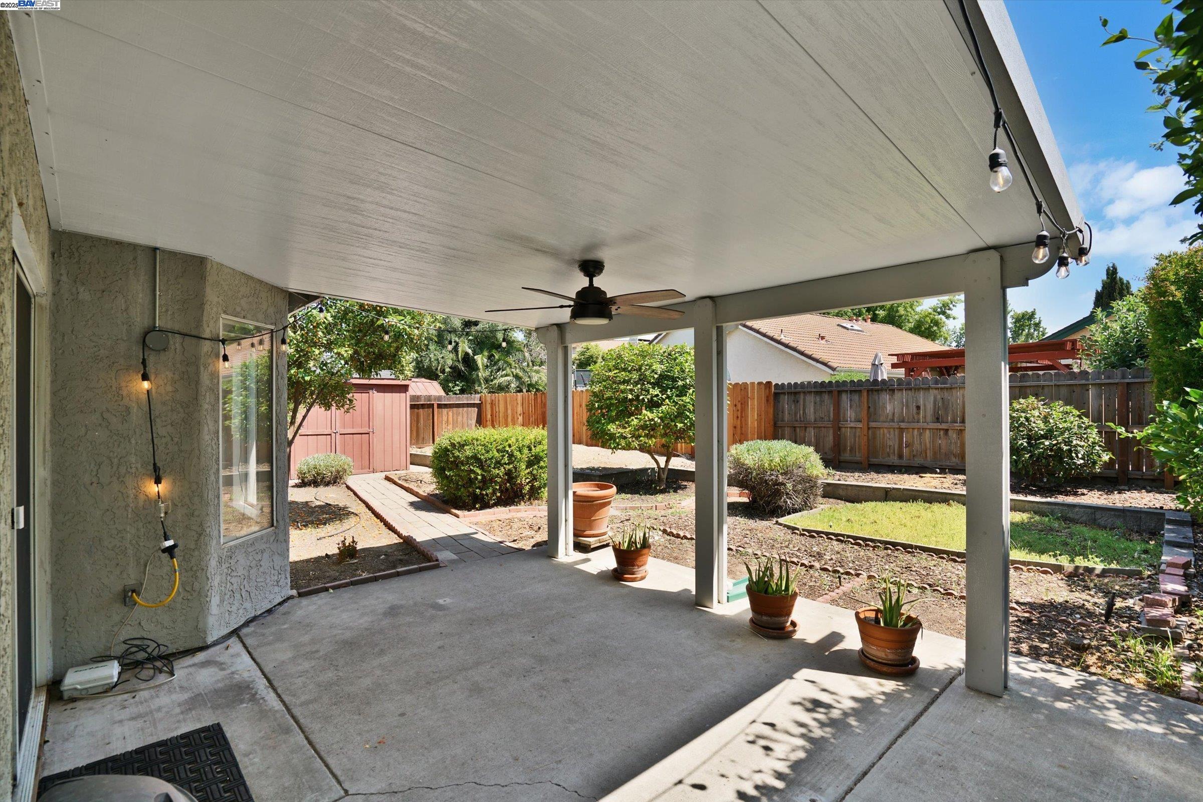 Detail Gallery Image 22 of 24 For 1400 Tennis Ln, Tracy,  CA 95376 - 3 Beds | 2/1 Baths