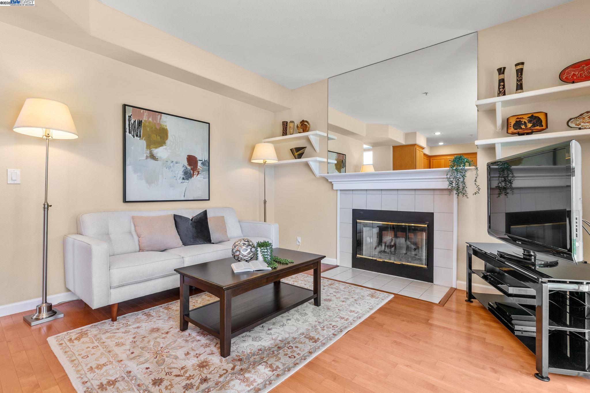 Detail Gallery Image 10 of 46 For 8503 Mahogany Pl, Newark,  CA 94560 - 4 Beds | 2/1 Baths