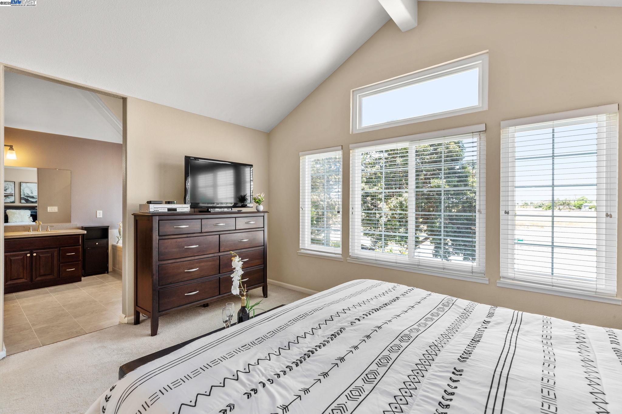 Detail Gallery Image 21 of 46 For 8503 Mahogany Pl, Newark,  CA 94560 - 4 Beds | 2/1 Baths