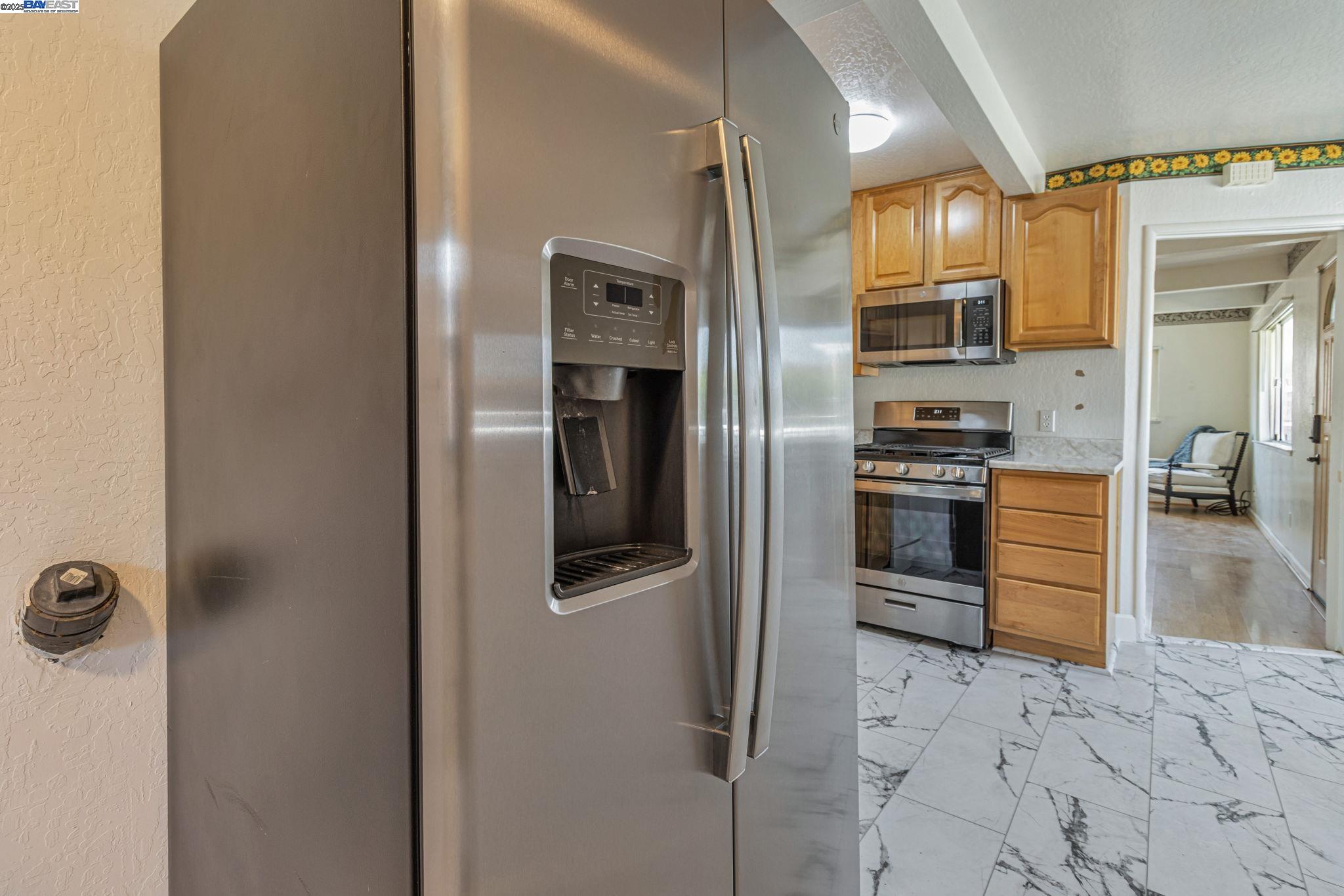 Detail Gallery Image 12 of 33 For 10297 Chrisland Ct, San Jose,  CA 95127 - 5 Beds | 2 Baths
