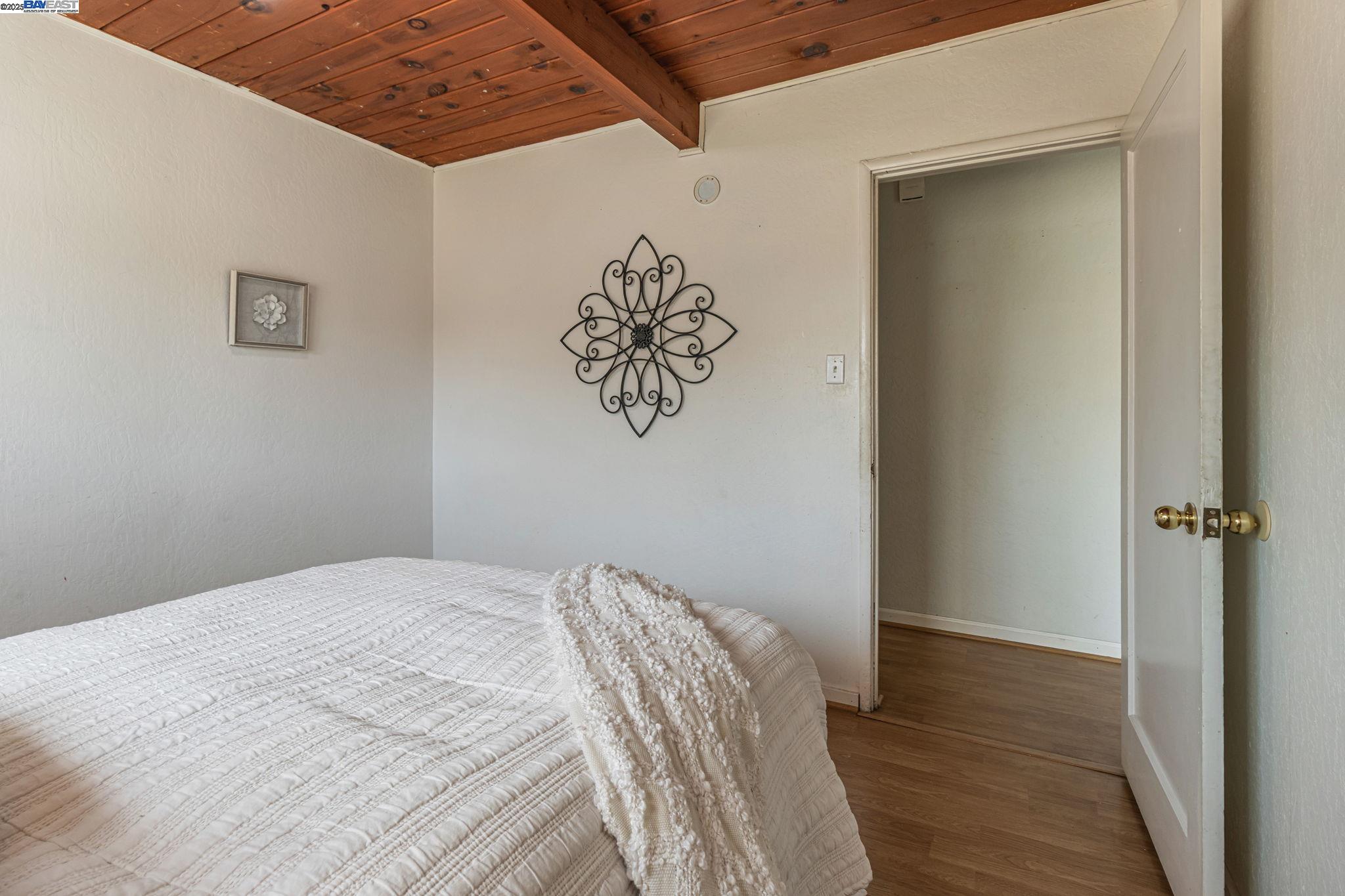 Detail Gallery Image 18 of 33 For 10297 Chrisland Ct, San Jose,  CA 95127 - 5 Beds | 2 Baths