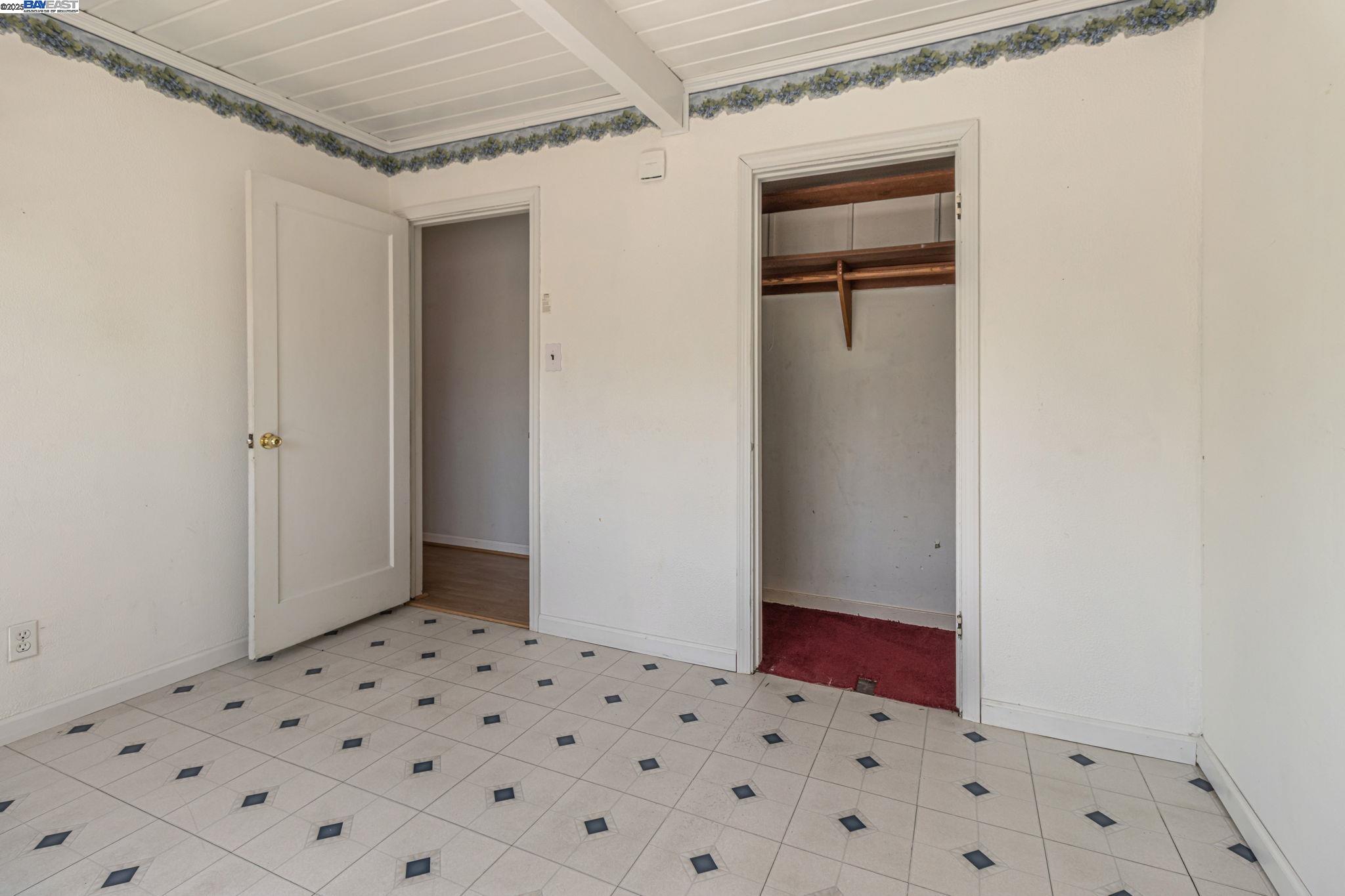 Detail Gallery Image 24 of 33 For 10297 Chrisland Ct, San Jose,  CA 95127 - 5 Beds | 2 Baths