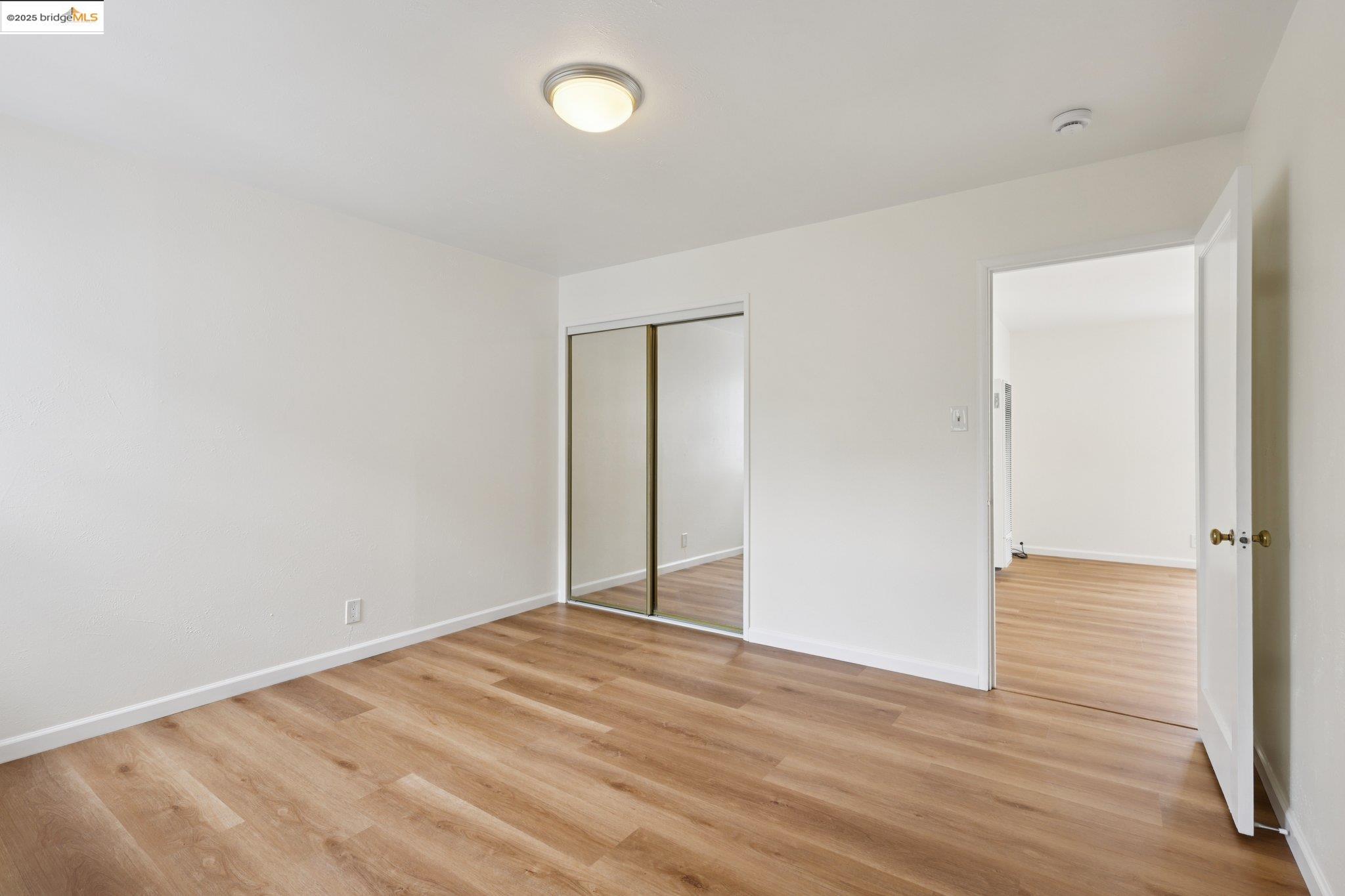 Detail Gallery Image 11 of 27 For 3218 Hyde St, Oakland,  CA 94601 - 4 Beds | 4 Baths