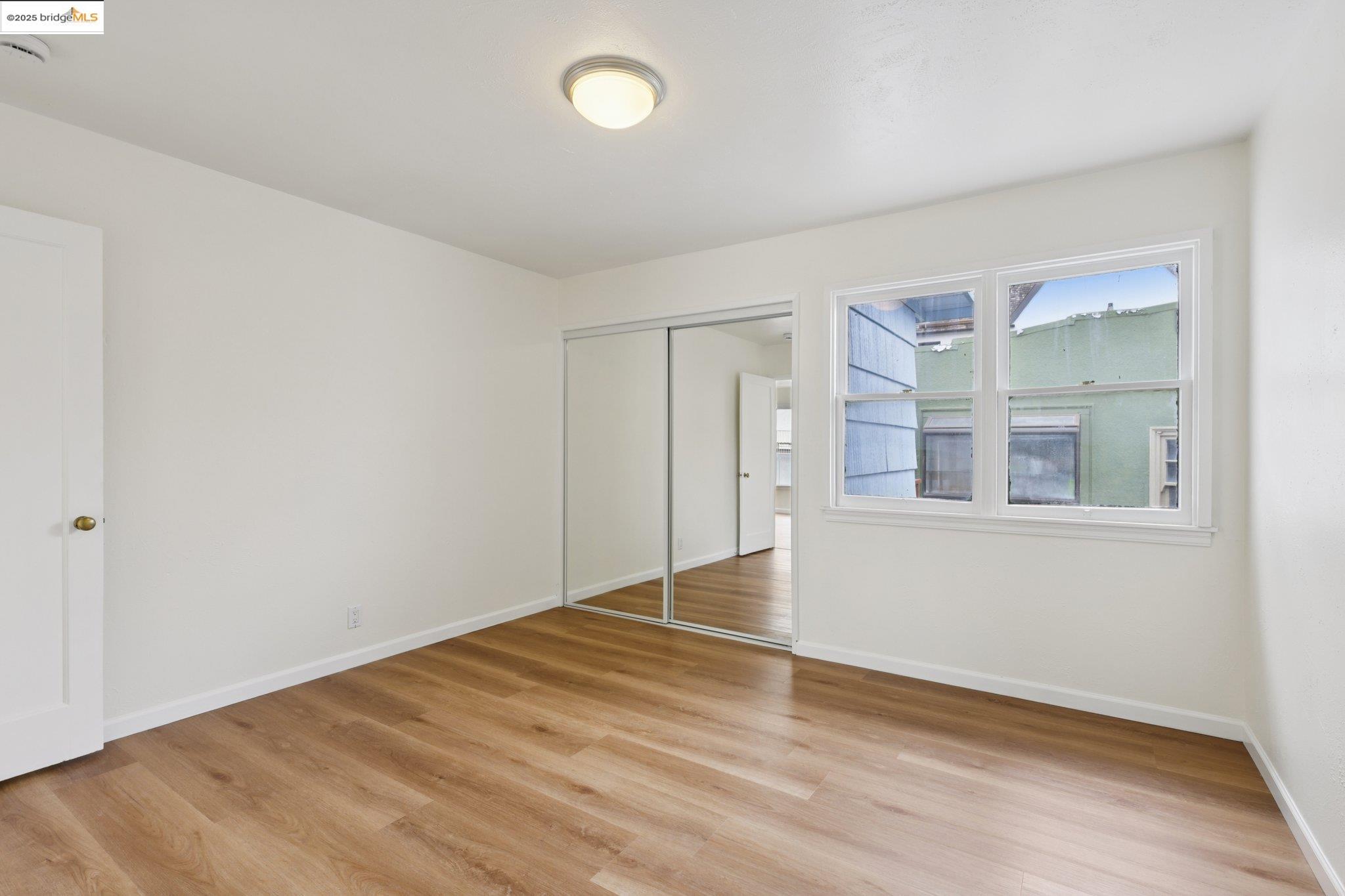 Detail Gallery Image 12 of 27 For 3218 Hyde St, Oakland,  CA 94601 - 4 Beds | 4 Baths