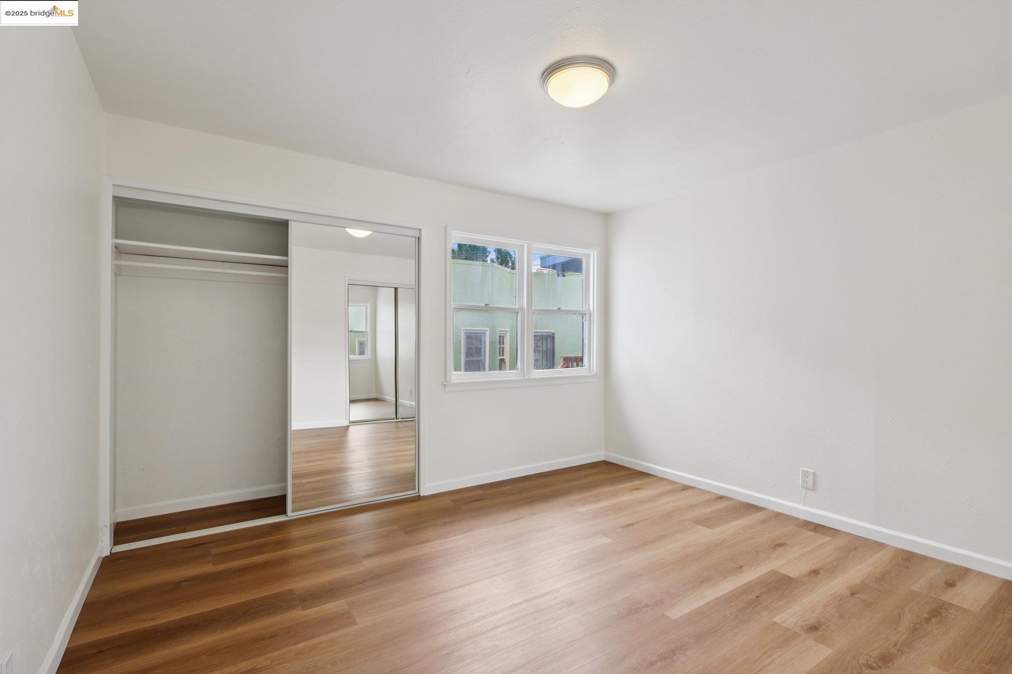 Detail Gallery Image 10 of 27 For 3218 Hyde St, Oakland,  CA 94601 - 4 Beds | 4 Baths