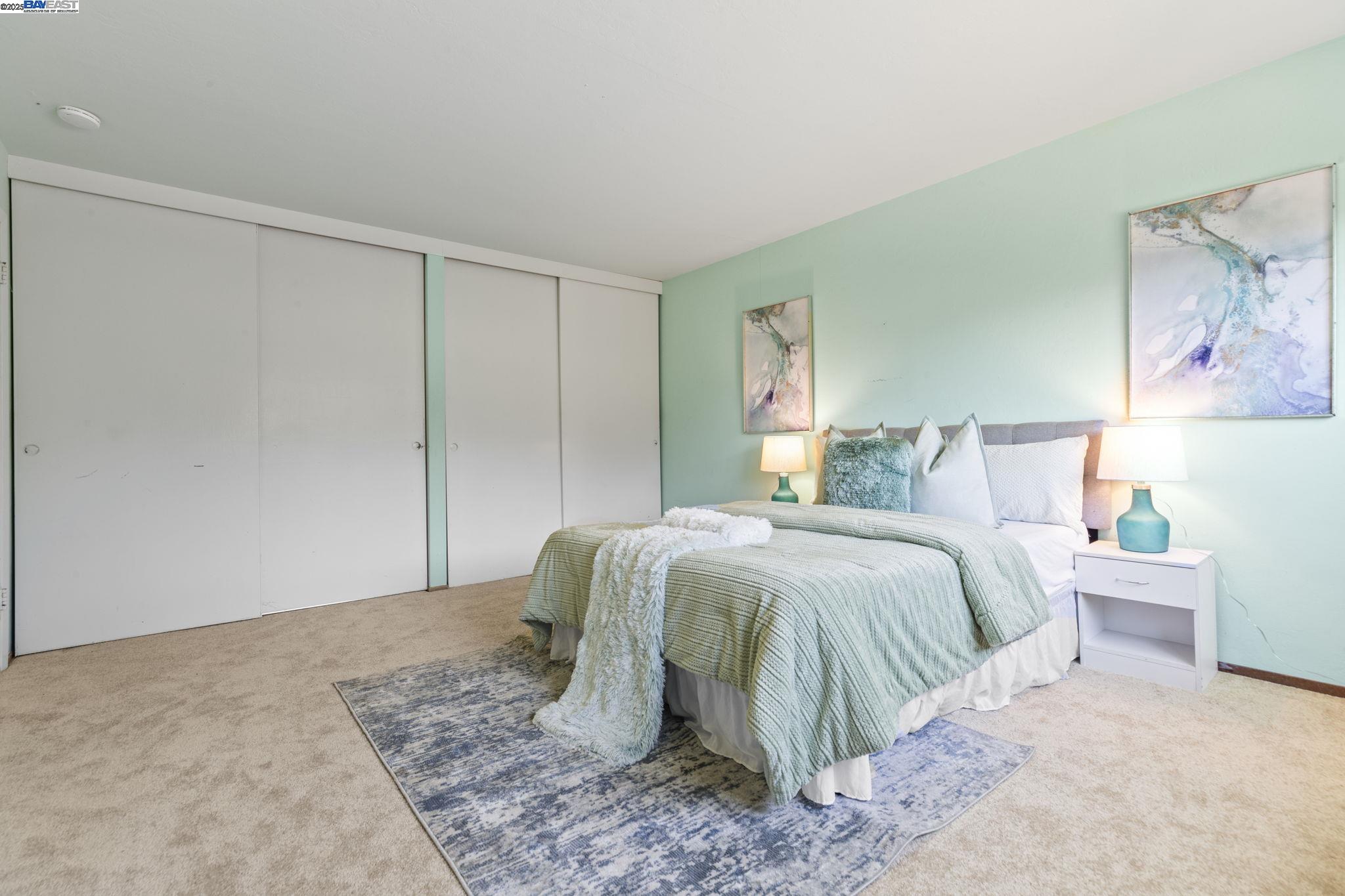Detail Gallery Image 14 of 31 For 24836 Canyon View Ct, Hayward,  CA 94541 - 3 Beds | 2 Baths