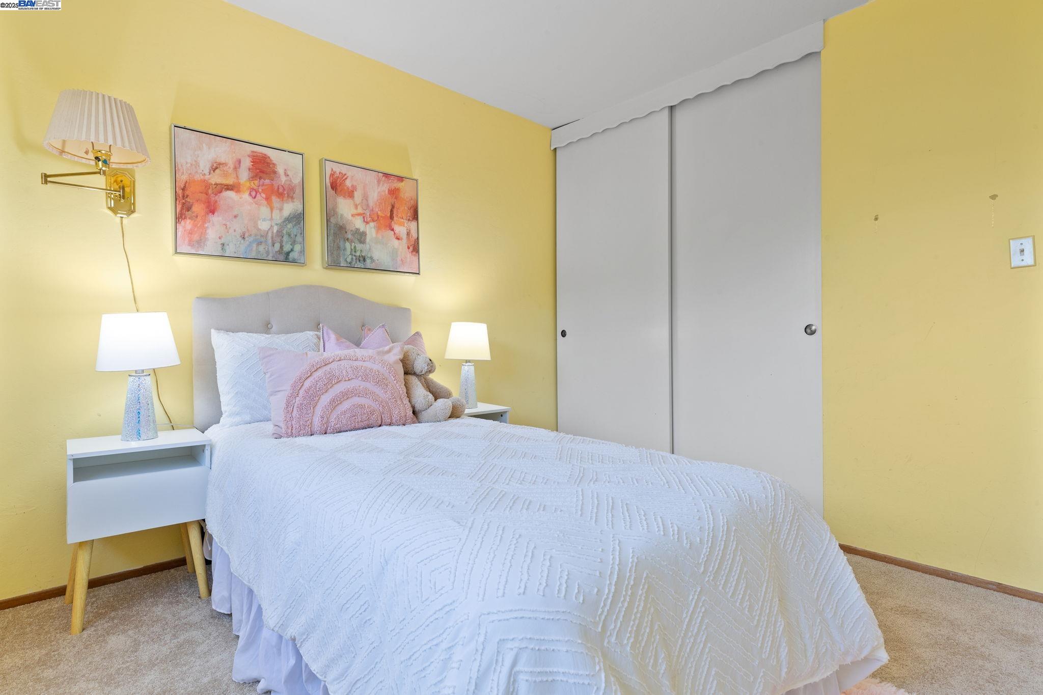 Detail Gallery Image 18 of 31 For 24836 Canyon View Ct, Hayward,  CA 94541 - 3 Beds | 2 Baths