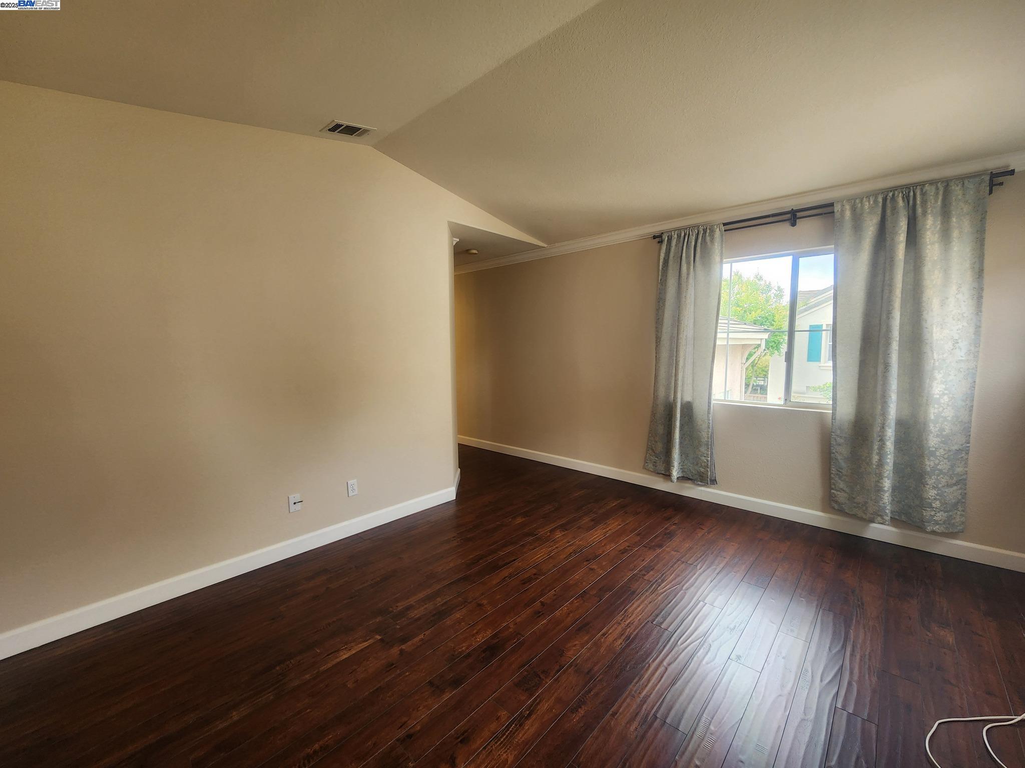 4419 Terra Cmn, Fremont, California 94536, 4 Bedrooms Bedrooms, 7 Rooms Rooms,2 BathroomsBathrooms,Residential Lease,For Rent,4419 Terra Cmn,41102630