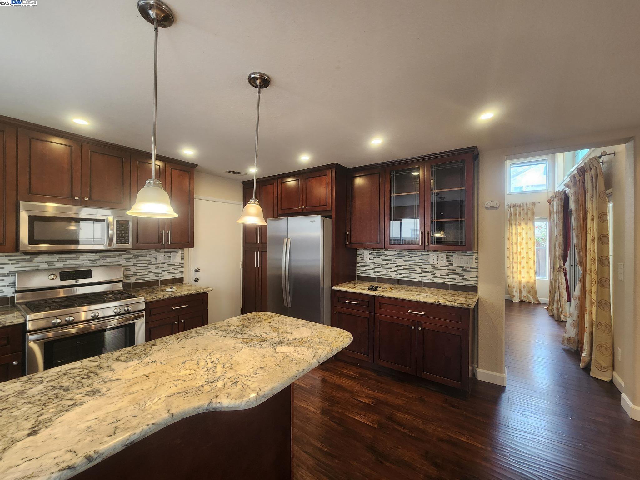 4419 Terra Cmn, Fremont, California 94536, 4 Bedrooms Bedrooms, 7 Rooms Rooms,2 BathroomsBathrooms,Residential Lease,For Rent,4419 Terra Cmn,41102630