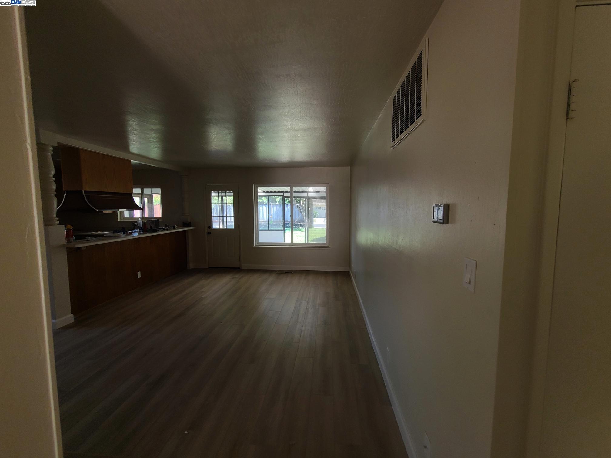 1829 Rosetree Ct, Pleasanton, California 94566, 4 Bedrooms Bedrooms, 8 Rooms Rooms,2 BathroomsBathrooms,Residential Lease,For Rent,1829 Rosetree Ct,41102634