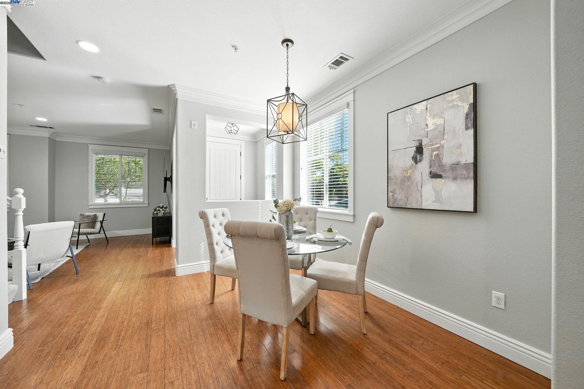 Photo #6: 41102637 Listing 