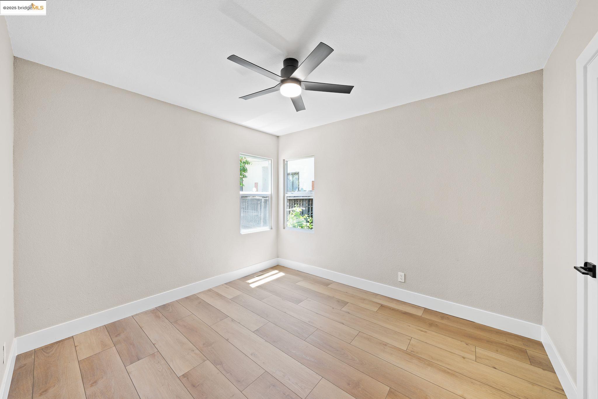 Detail Gallery Image 31 of 51 For 116 Oak Pl, Pittsburg,  CA 94565 - 3 Beds | 1 Baths