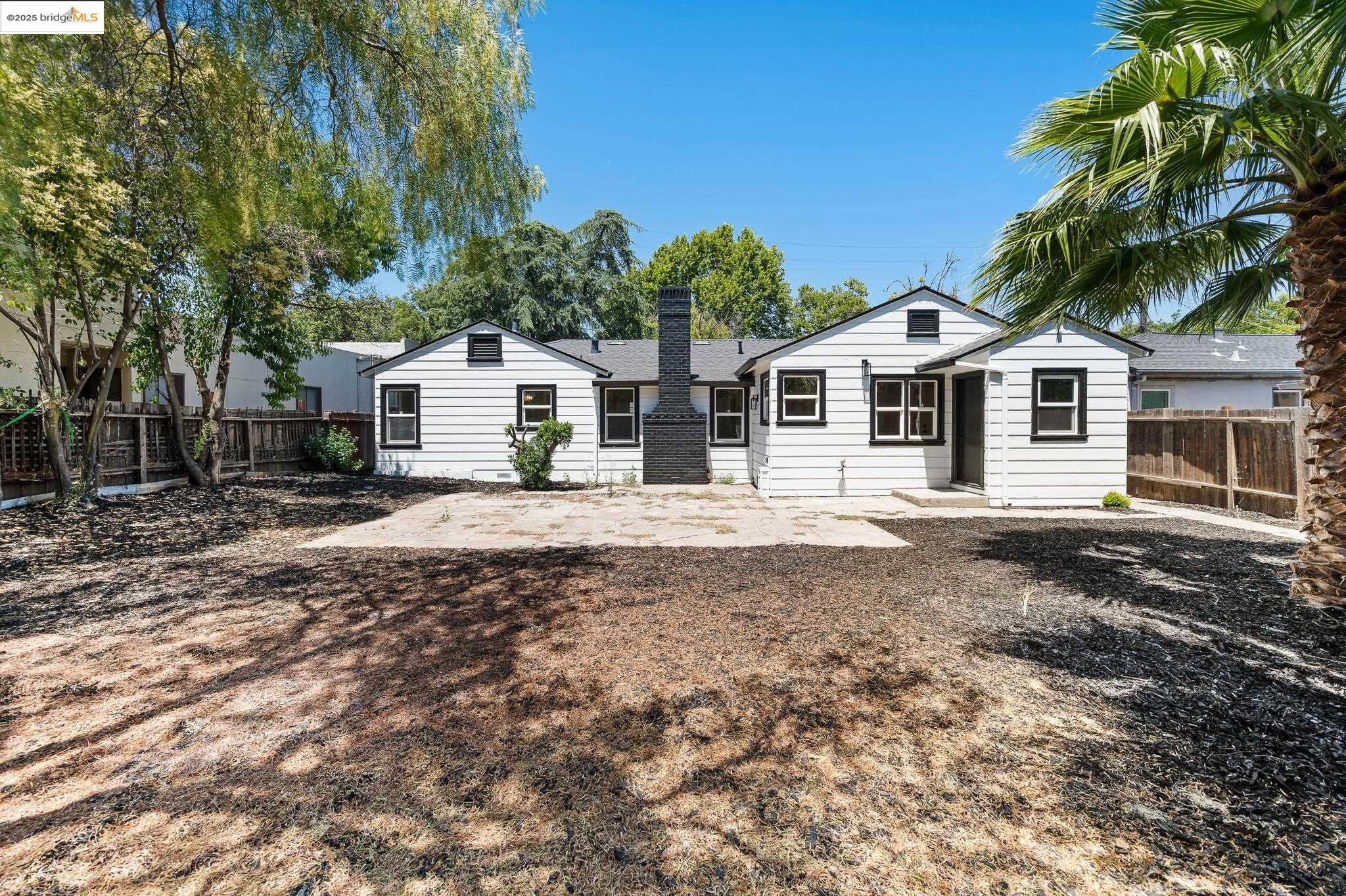 Detail Gallery Image 37 of 51 For 116 Oak Pl, Pittsburg,  CA 94565 - 3 Beds | 1 Baths