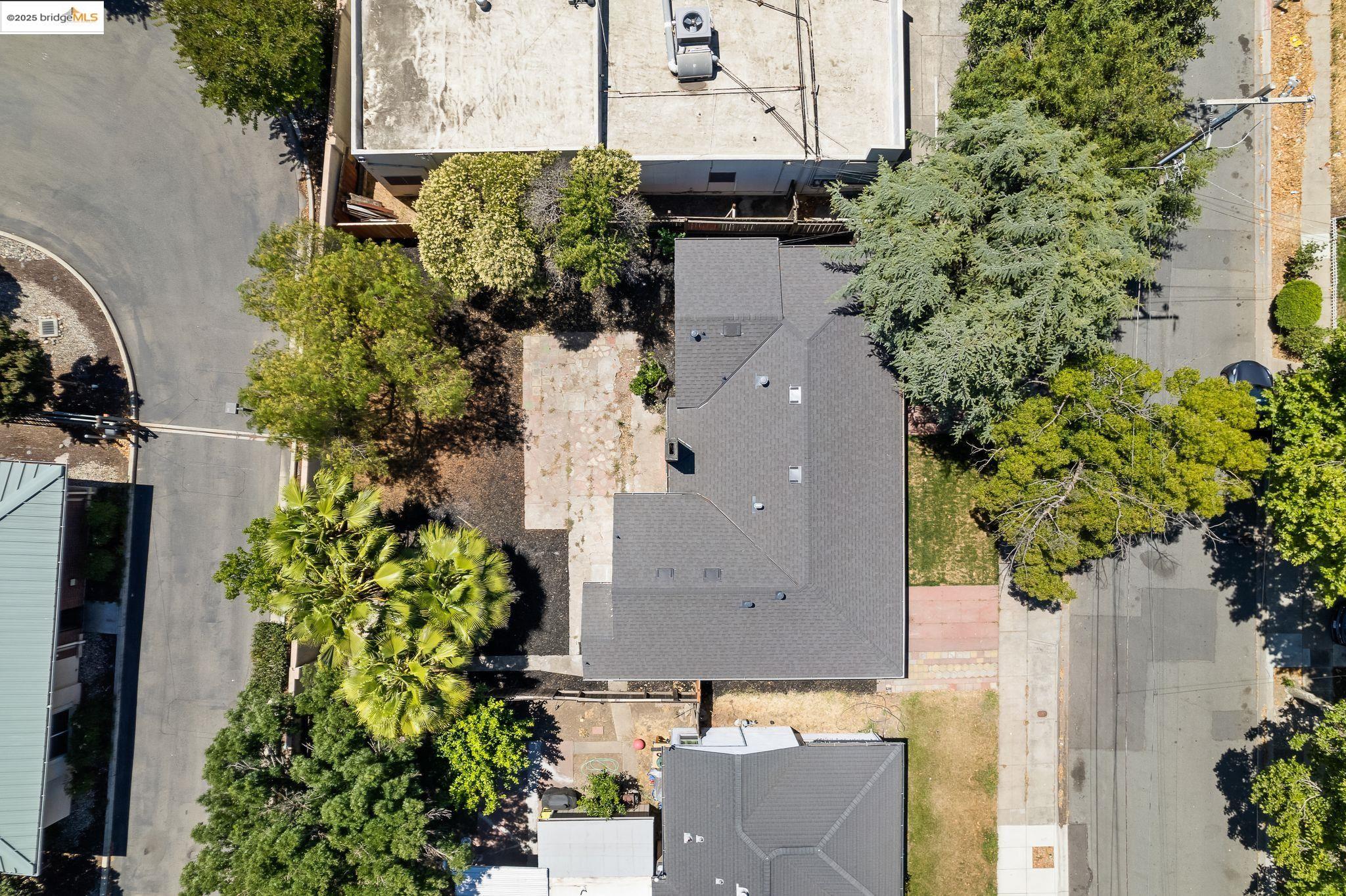 Detail Gallery Image 43 of 51 For 116 Oak Pl, Pittsburg,  CA 94565 - 3 Beds | 1 Baths