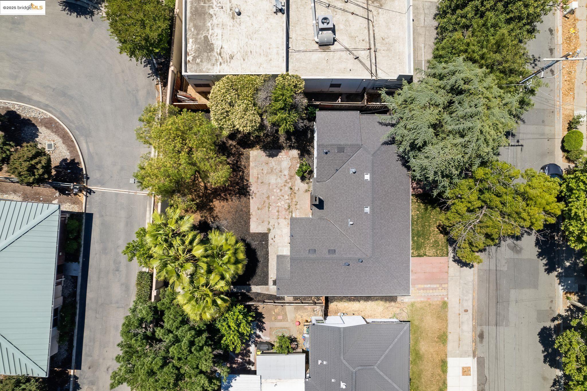 Detail Gallery Image 44 of 51 For 116 Oak Pl, Pittsburg,  CA 94565 - 3 Beds | 1 Baths
