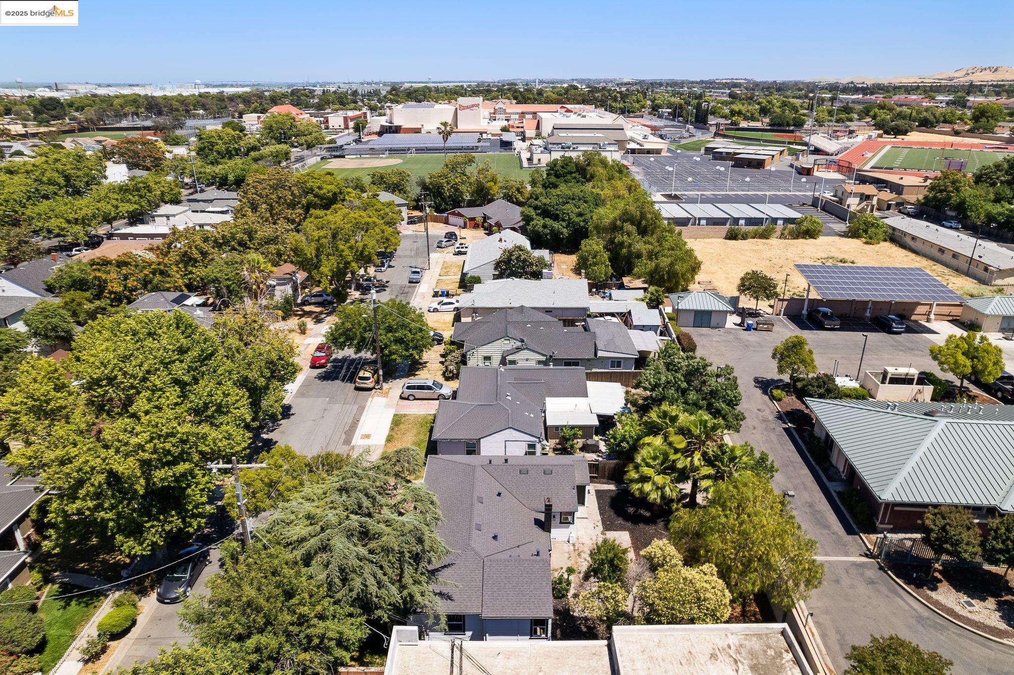 Detail Gallery Image 49 of 51 For 116 Oak Pl, Pittsburg,  CA 94565 - 3 Beds | 1 Baths
