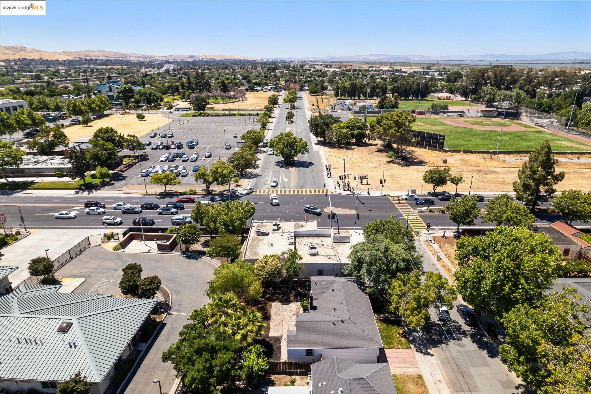 Detail Gallery Image 51 of 51 For 116 Oak Pl, Pittsburg,  CA 94565 - 3 Beds | 1 Baths