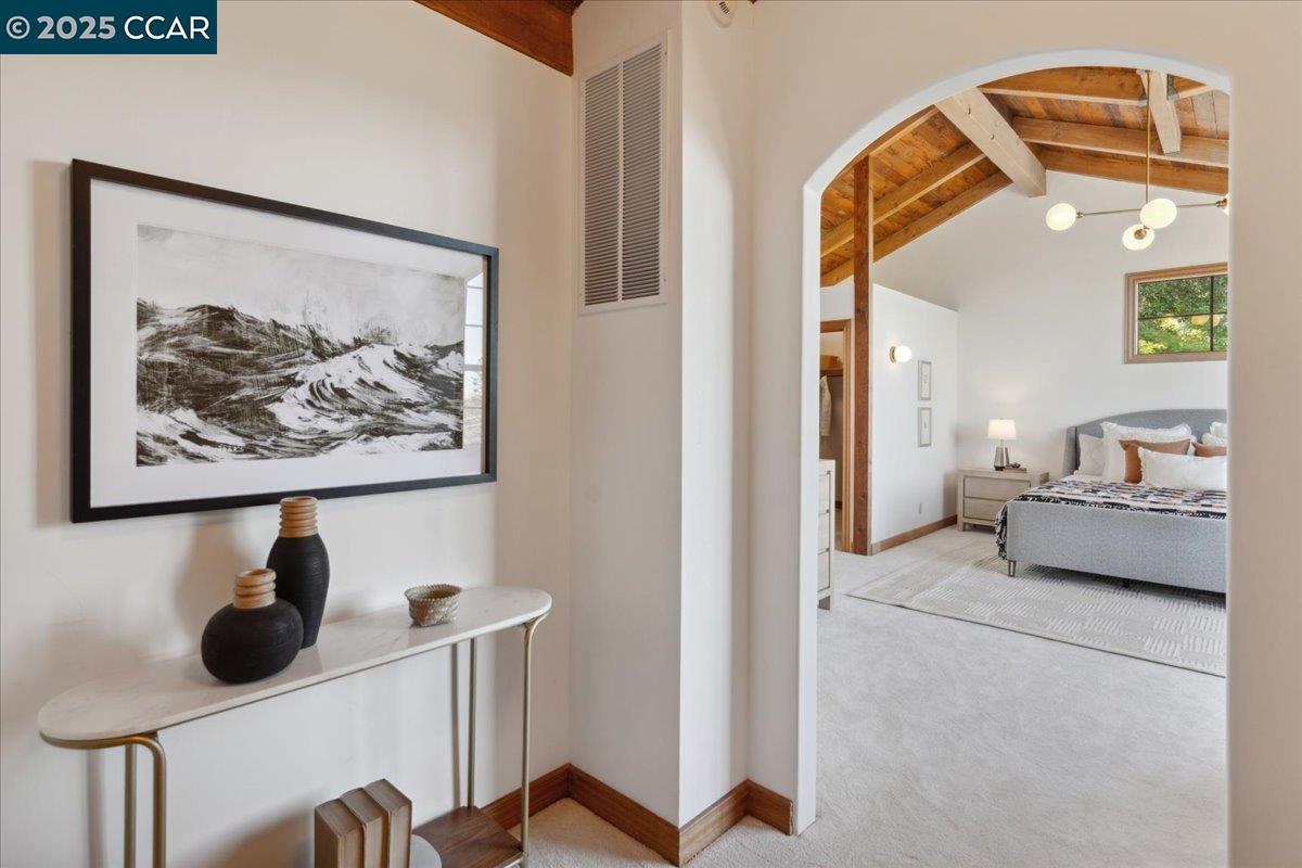 Detail Gallery Image 19 of 35 For 357 El Toyonal, Orinda,  CA 94563 - 3 Beds | 2 Baths