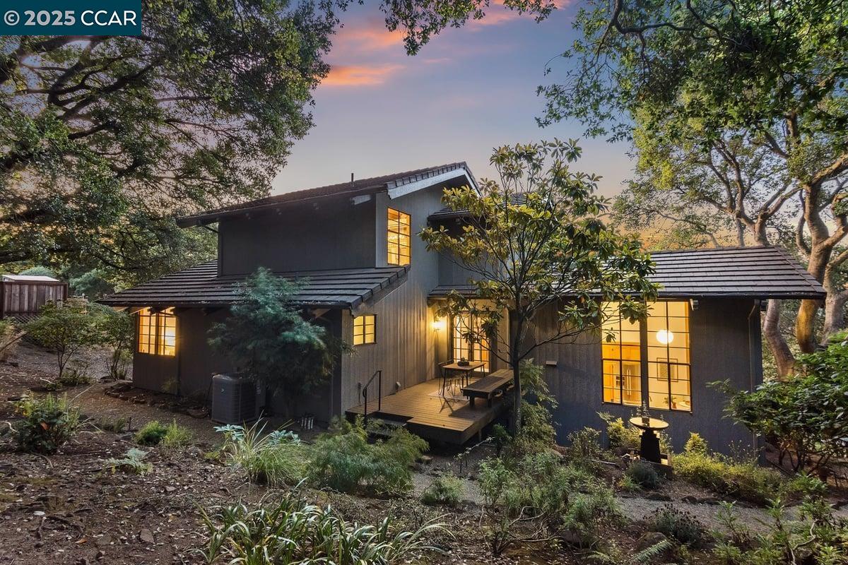 Detail Gallery Image 35 of 35 For 357 El Toyonal, Orinda,  CA 94563 - 3 Beds | 2 Baths