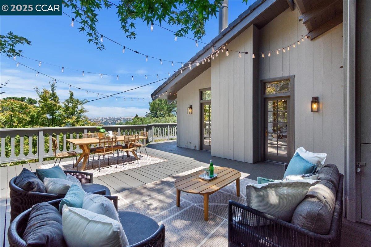 Detail Gallery Image 6 of 35 For 357 El Toyonal, Orinda,  CA 94563 - 3 Beds | 2 Baths