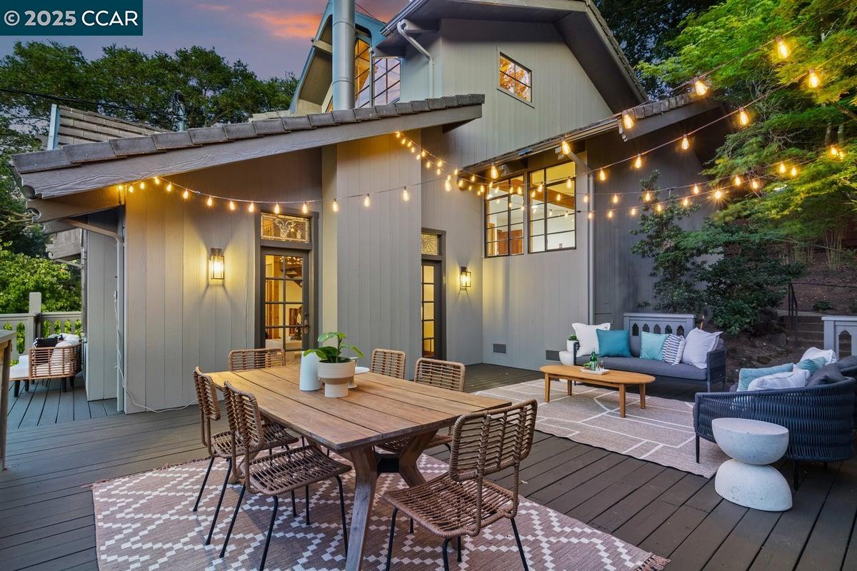 Detail Gallery Image 9 of 35 For 357 El Toyonal, Orinda,  CA 94563 - 3 Beds | 2 Baths
