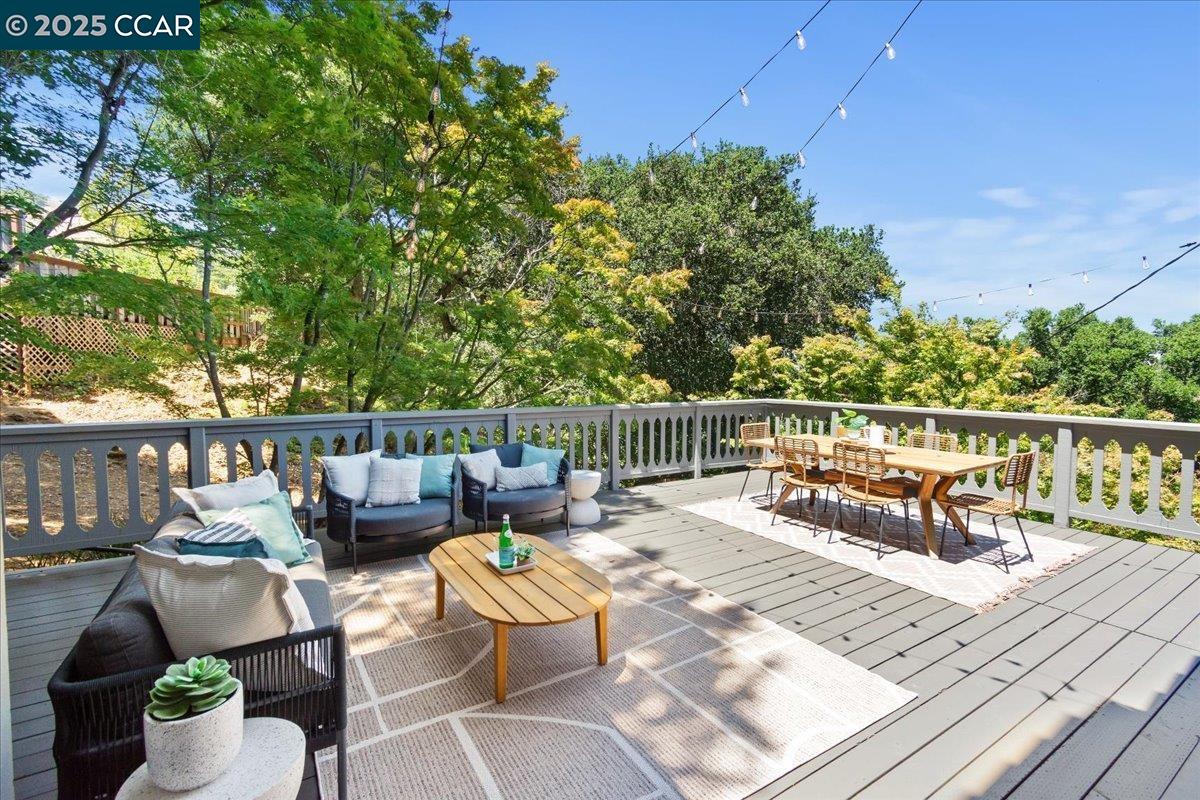Detail Gallery Image 10 of 35 For 357 El Toyonal, Orinda,  CA 94563 - 3 Beds | 2 Baths