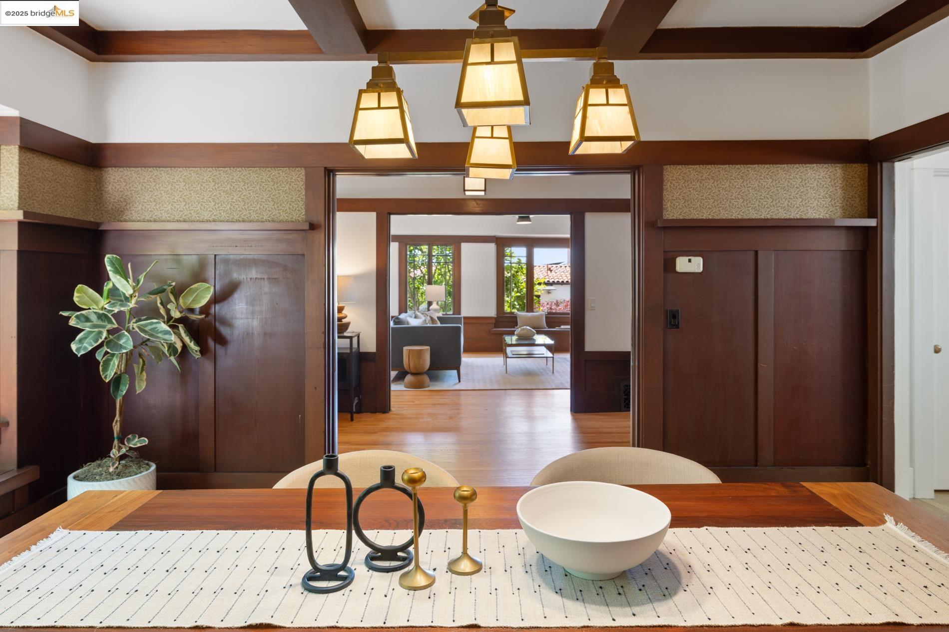 Detail Gallery Image 12 of 49 For 971 Santa Barbara Rd, Berkeley,  CA 94707 - 5 Beds | 3 Baths
